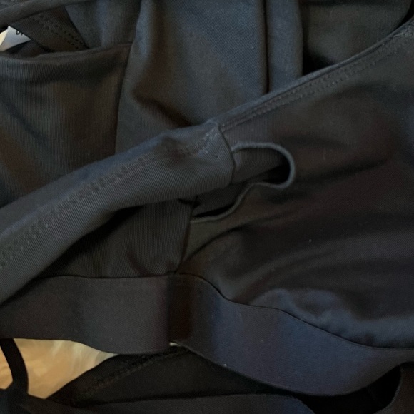 Fabletics Black Bailey Ruched Strappy Criss Cross Back Active Bodycon Dress - Picture 4 of 8